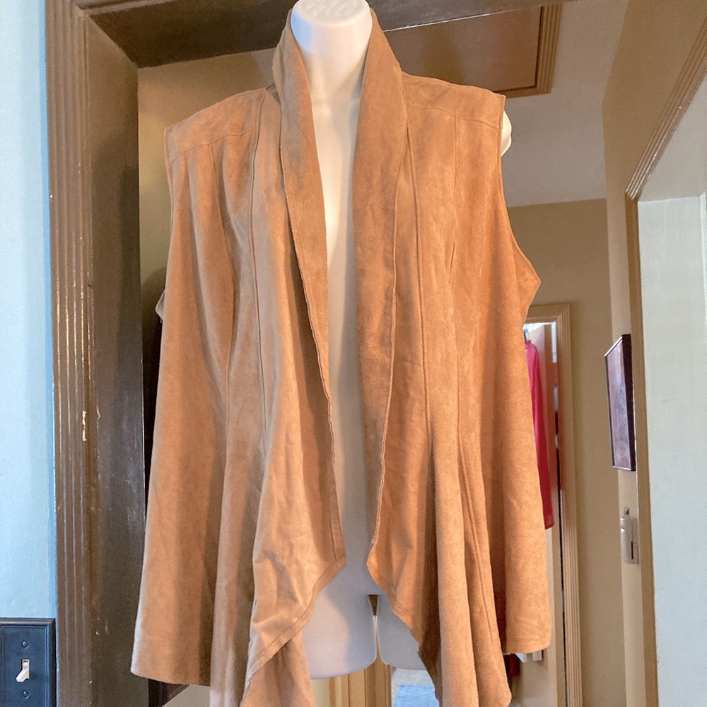 Washable faux suede vest, XL, tan
